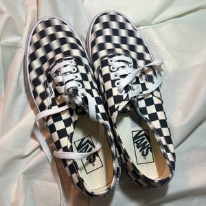 Blurred Vans Mens 7.5 Women 9 Never worn